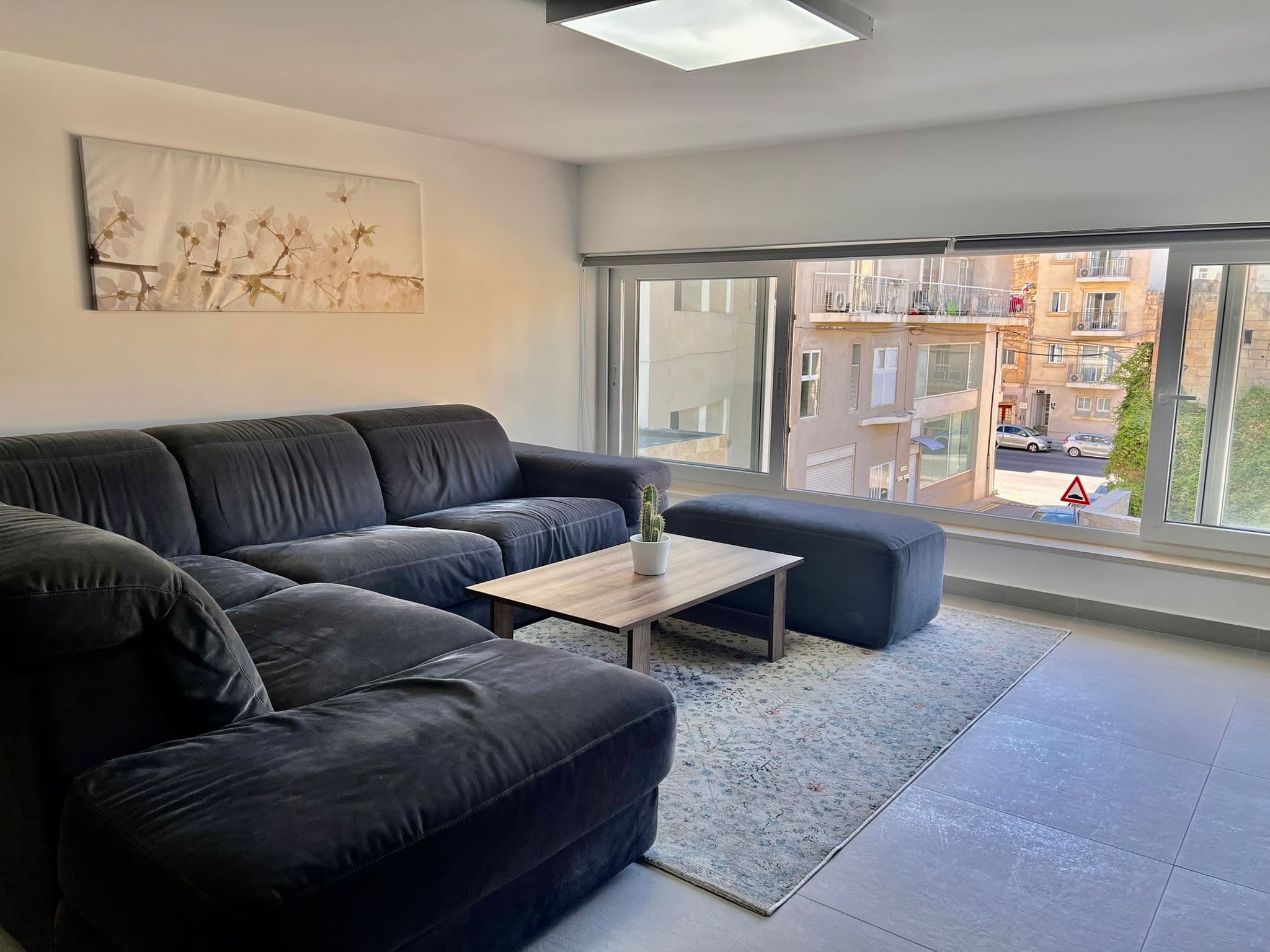 Apartment in Msida - Image 1