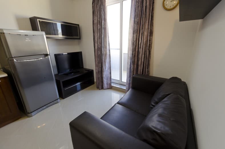 Apartment in Buggiba - Image 1