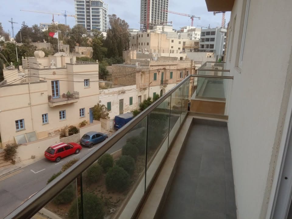Apartment in St Julians - Photo 1 of 10