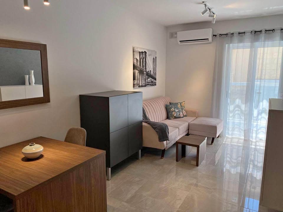 Apartment in Mosta - Image 1